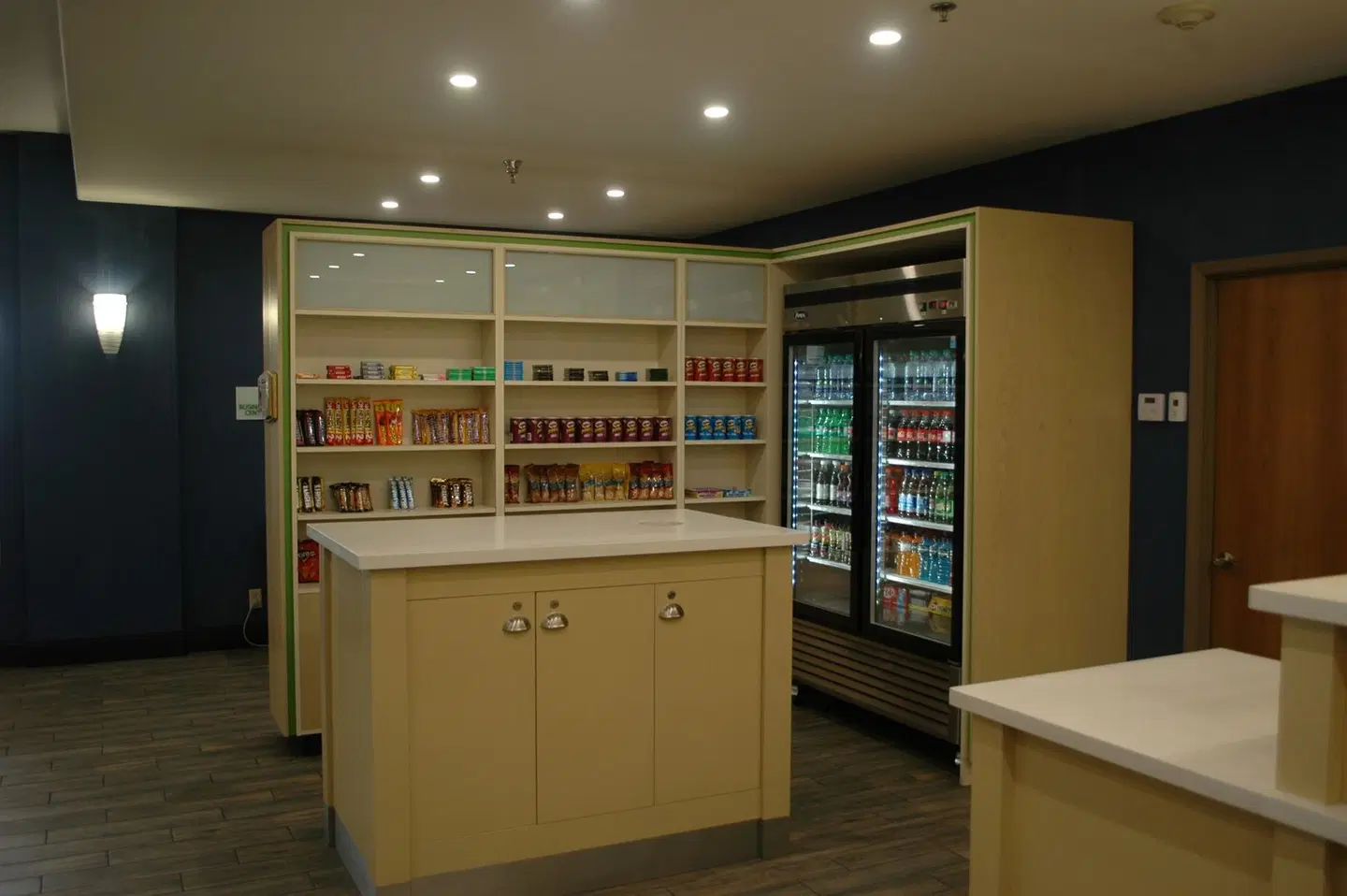 Holiday Inn & Suites Regina by IHG LOUNGE_LOBBY