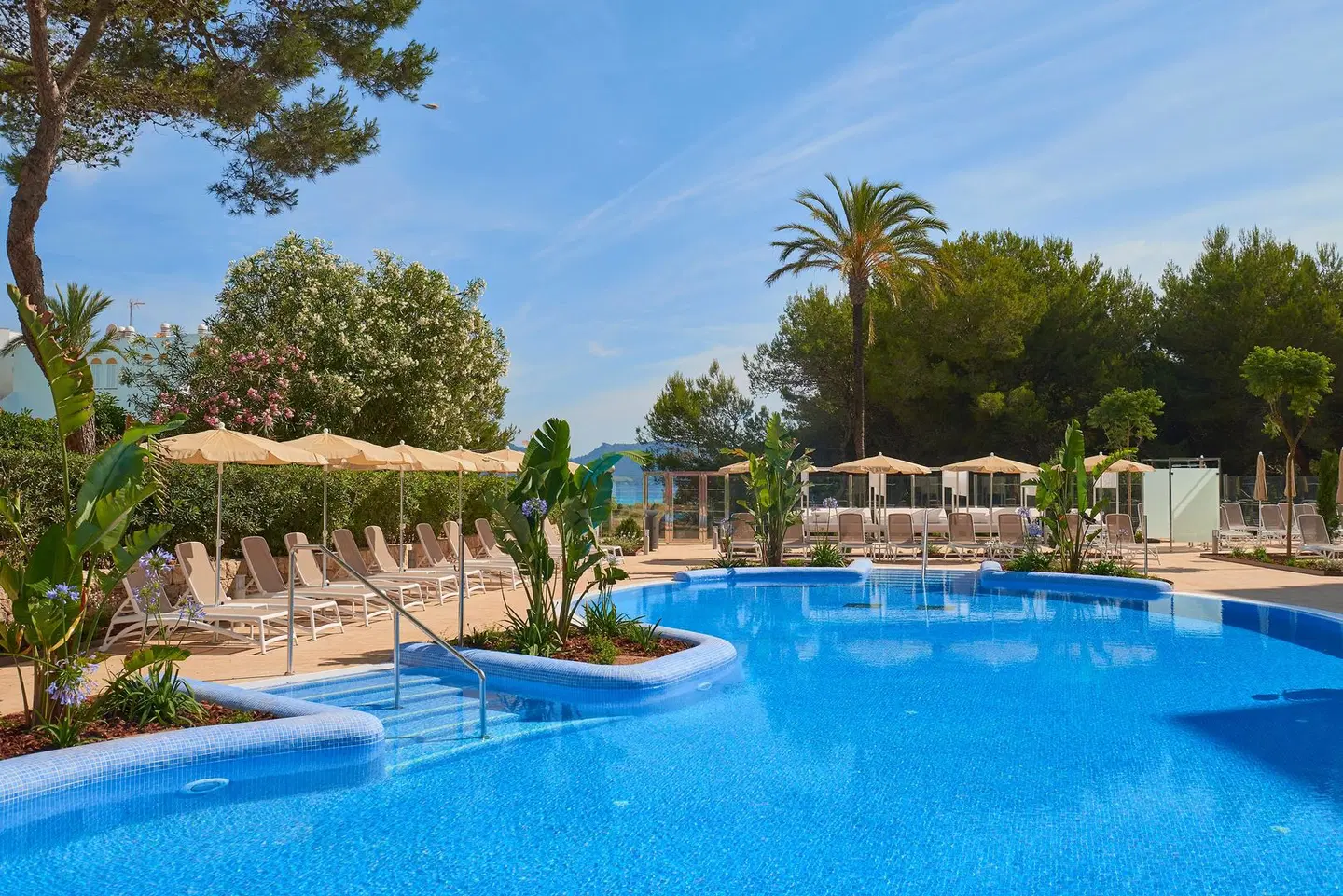 Hipotels Bahía Cala Millor OUTDOOR_POOL