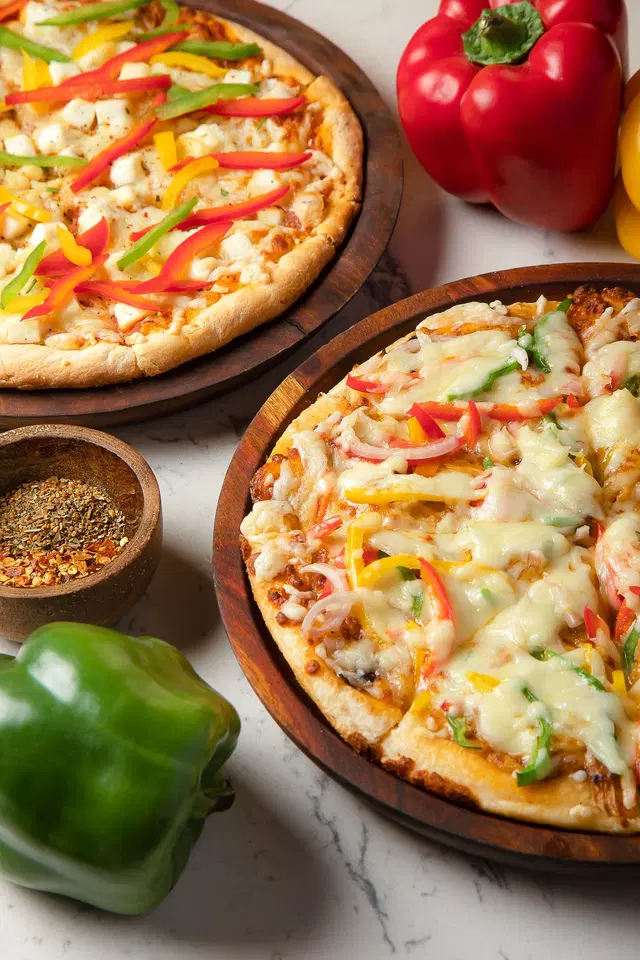 Holiday Inn Express Kolkata New Town by IHG Restaurant