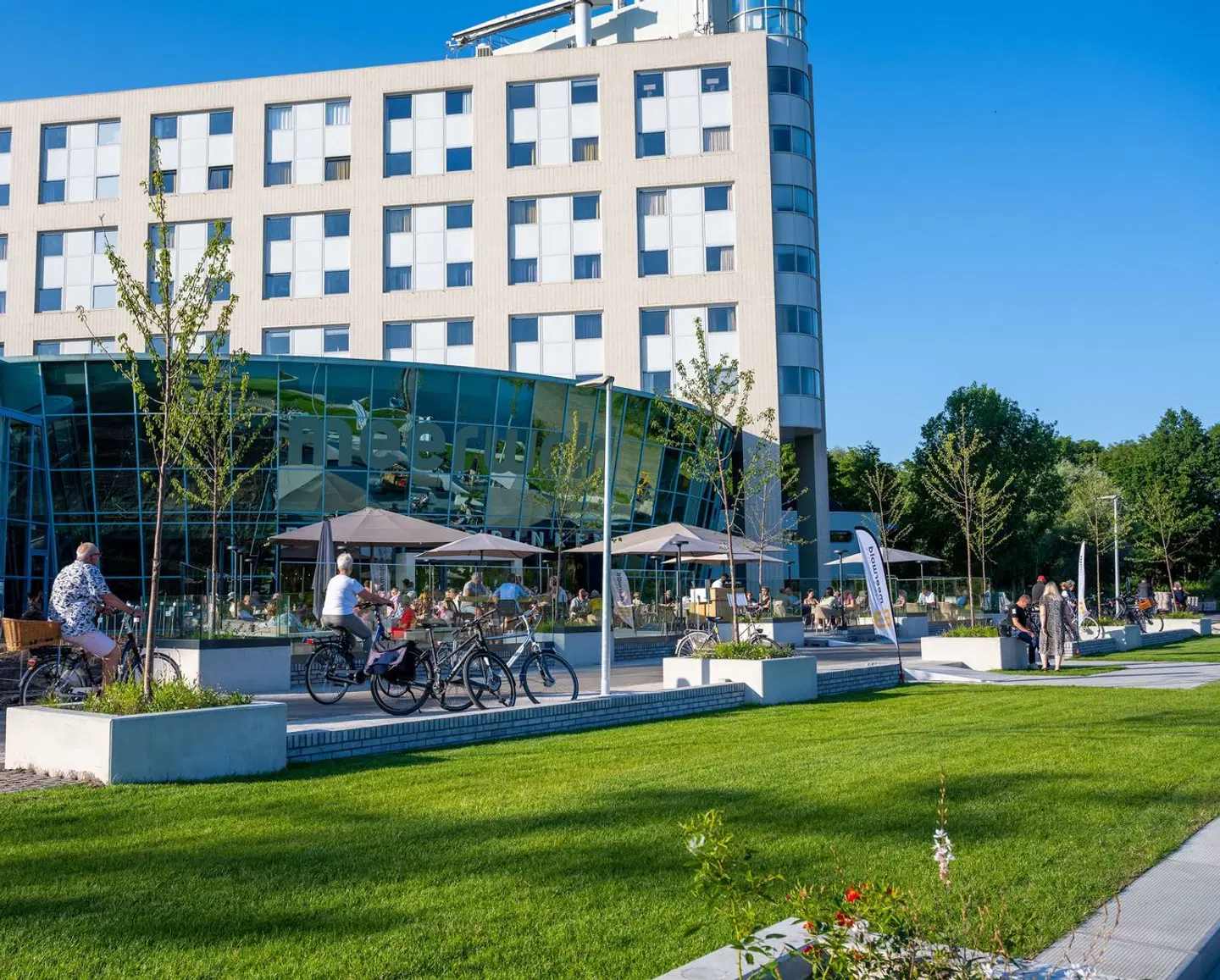 Flonk Hotel Groningen Zuid EXTERIOR