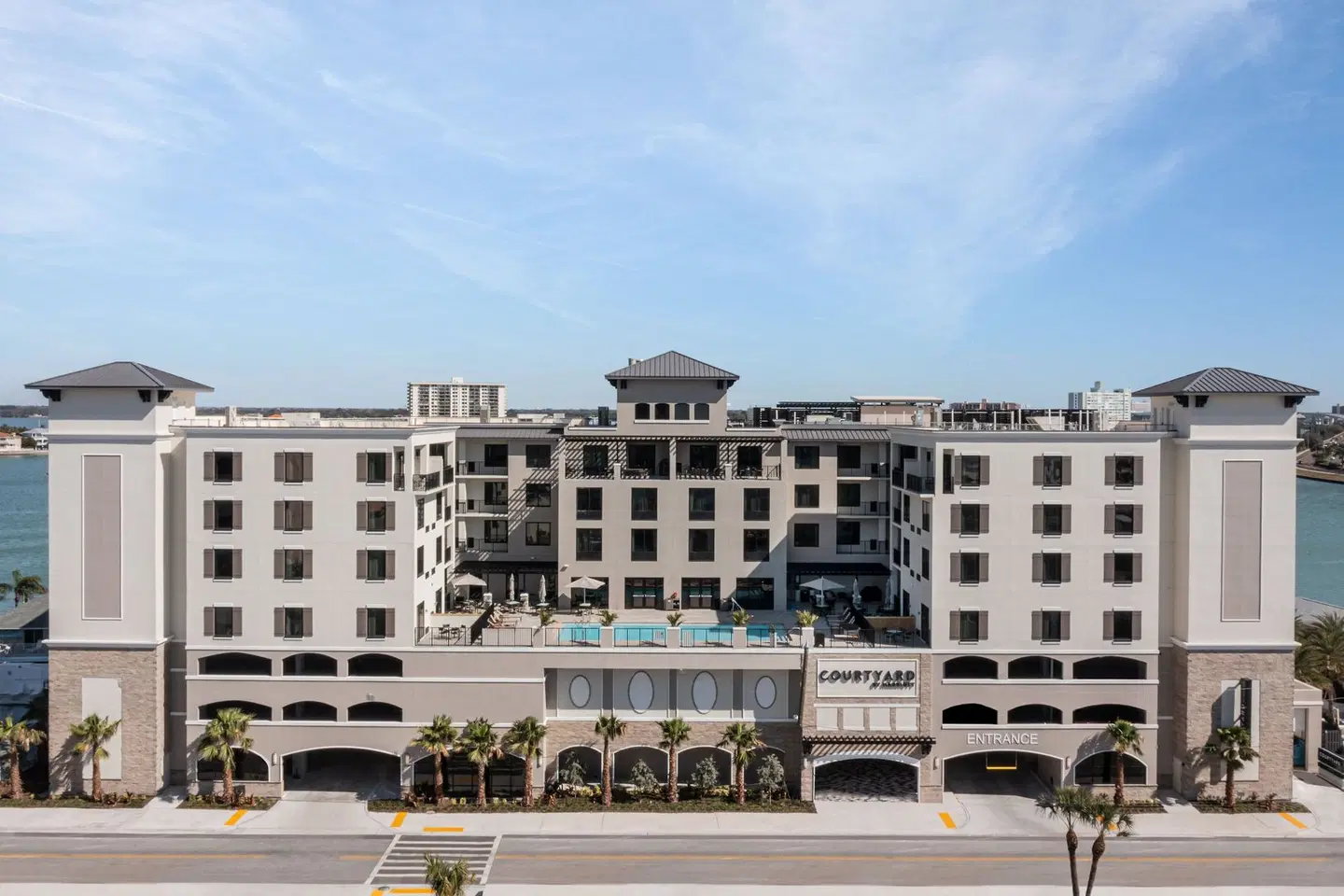 Courtyard By Marriott Clearwater Beach EXTERIOR