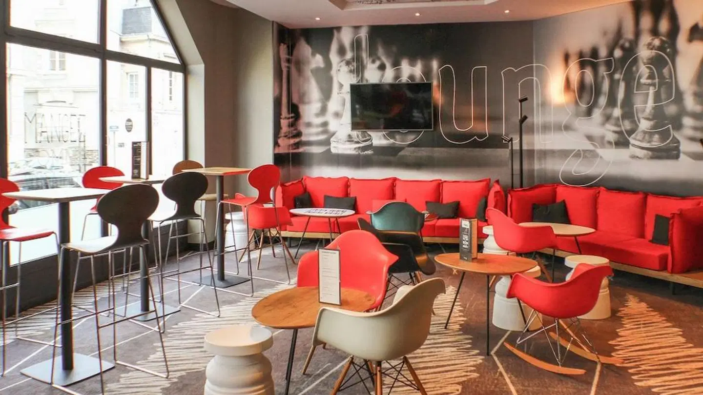 ibis Nantes Centre Tour Bretagne Bar