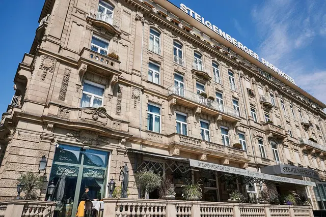Steigenberger Icon Parkhotel EXTERIOR