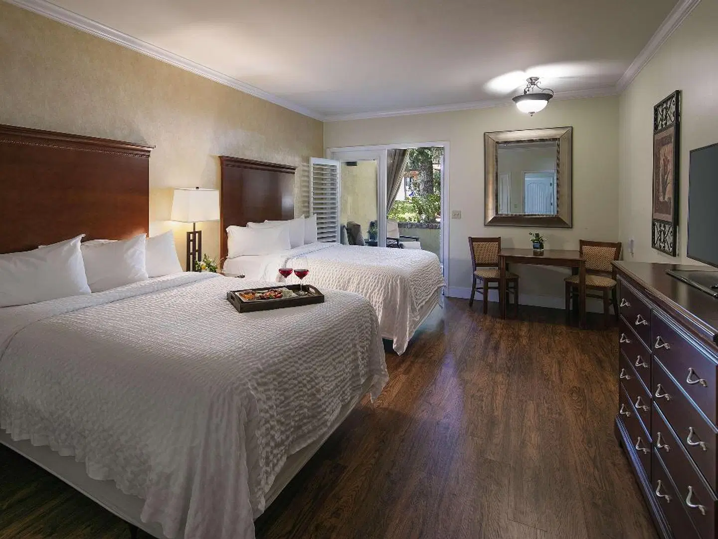 Paso Robles Inn ROOM_EXAMPLE