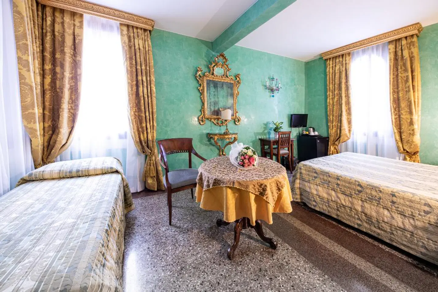 Marconi ROOM_EXAMPLE