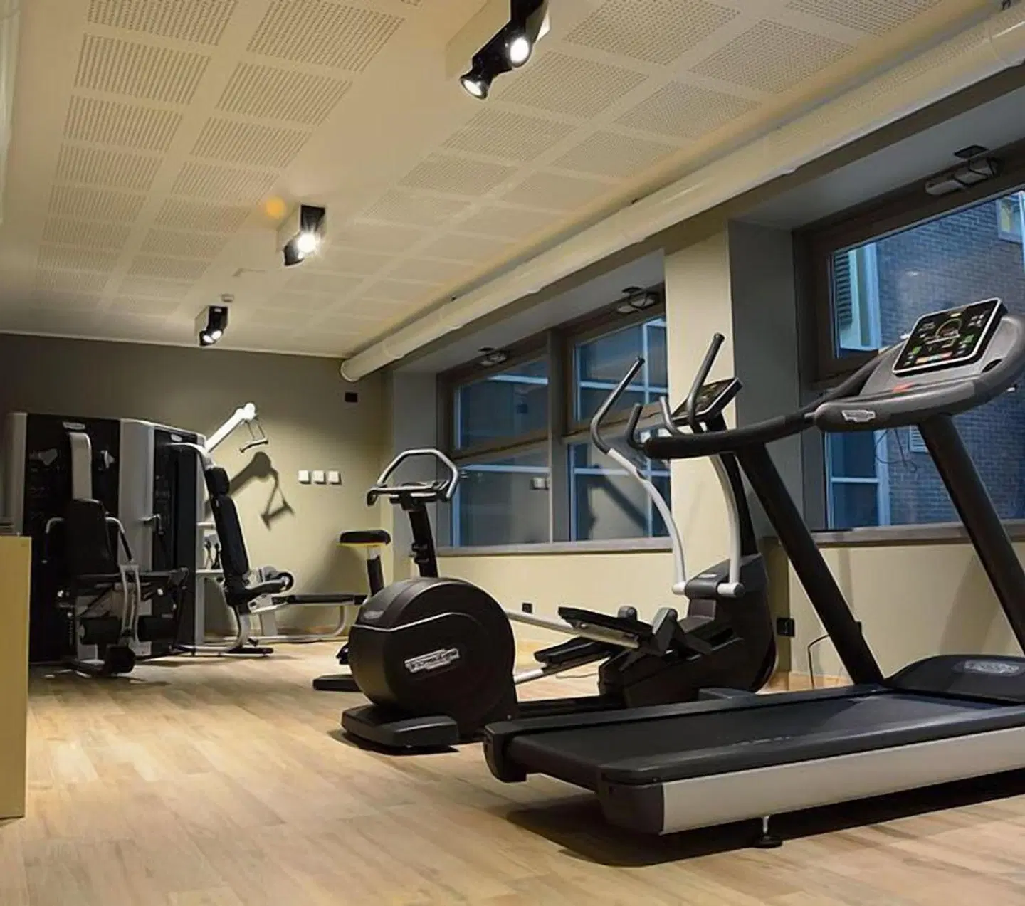 INK124 SPORTS_AND_LEISURE
