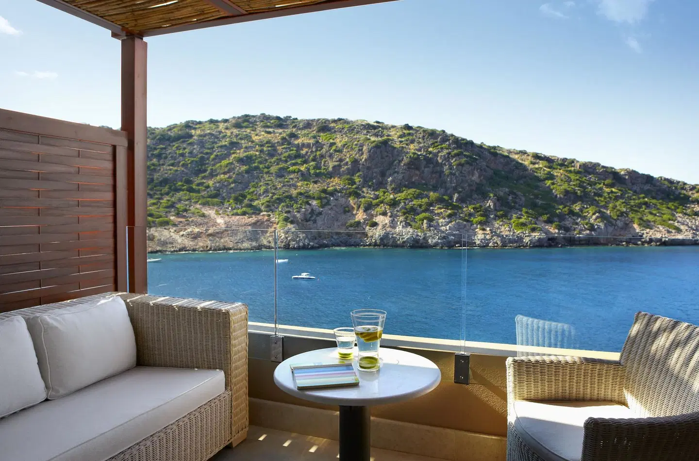 Daios Cove ROOM_EXAMPLE