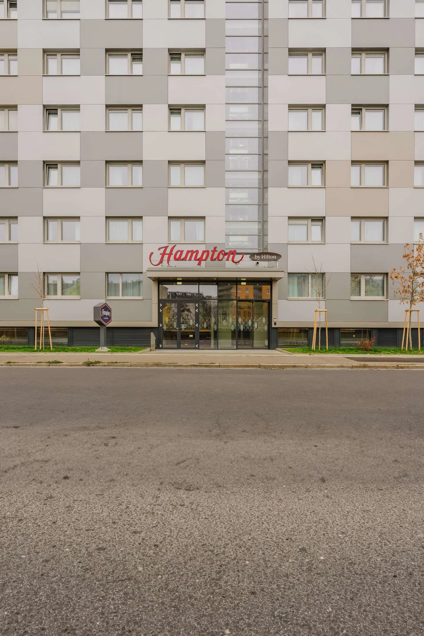 Hampton By Hilton Vienna City West EXTERIOR