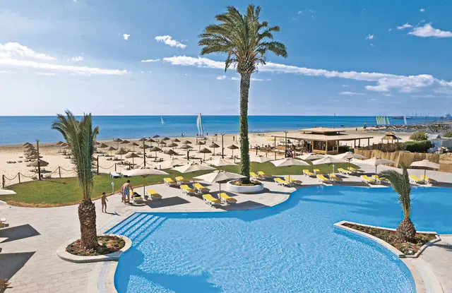 Salammbo OUTDOOR_POOL