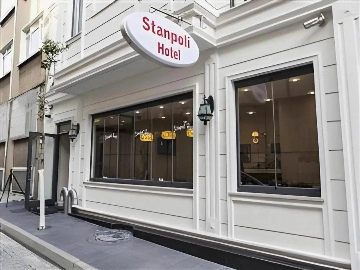 Stanpoli Hotel EXTERIOR