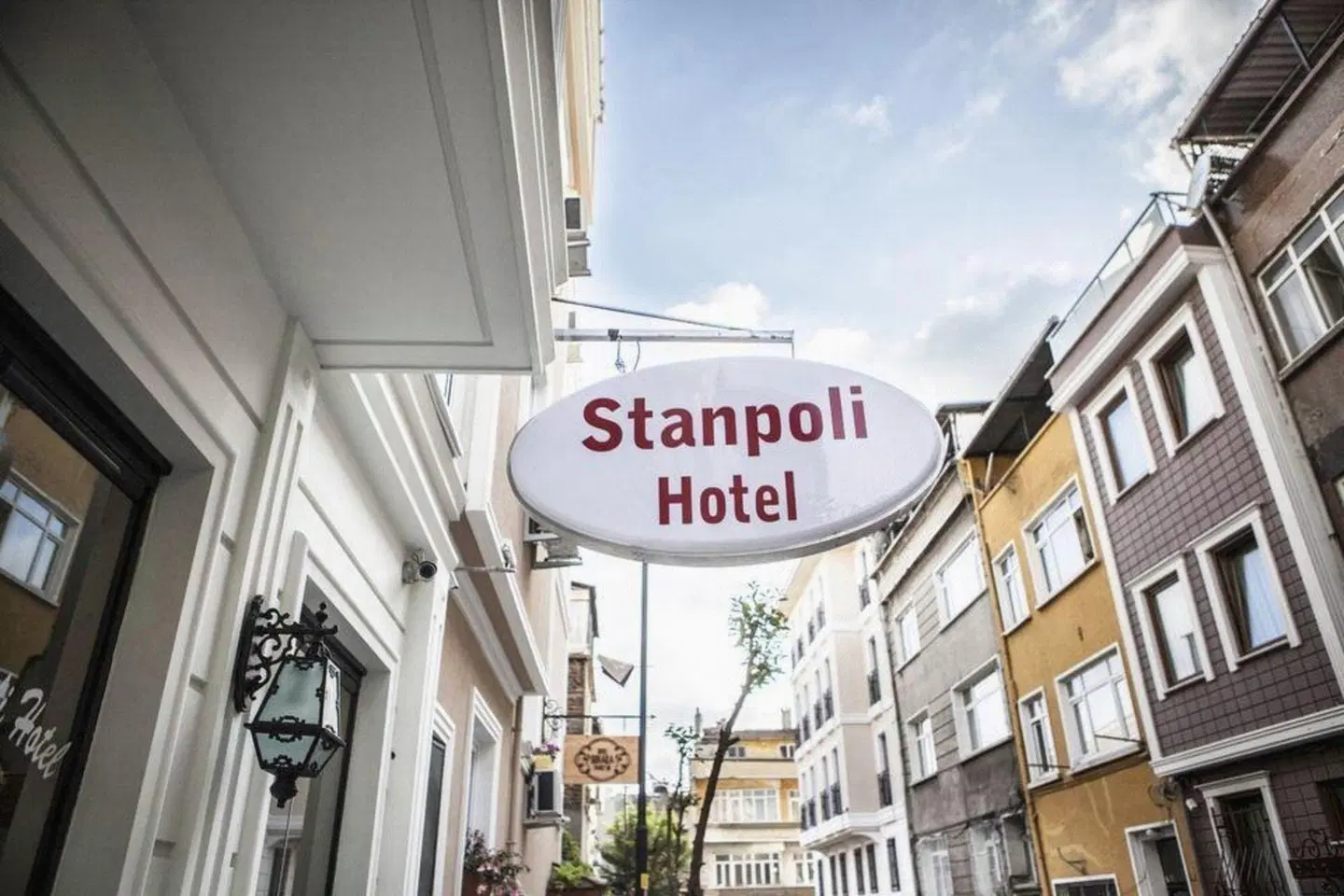 Stanpoli Hotel EXTERIOR