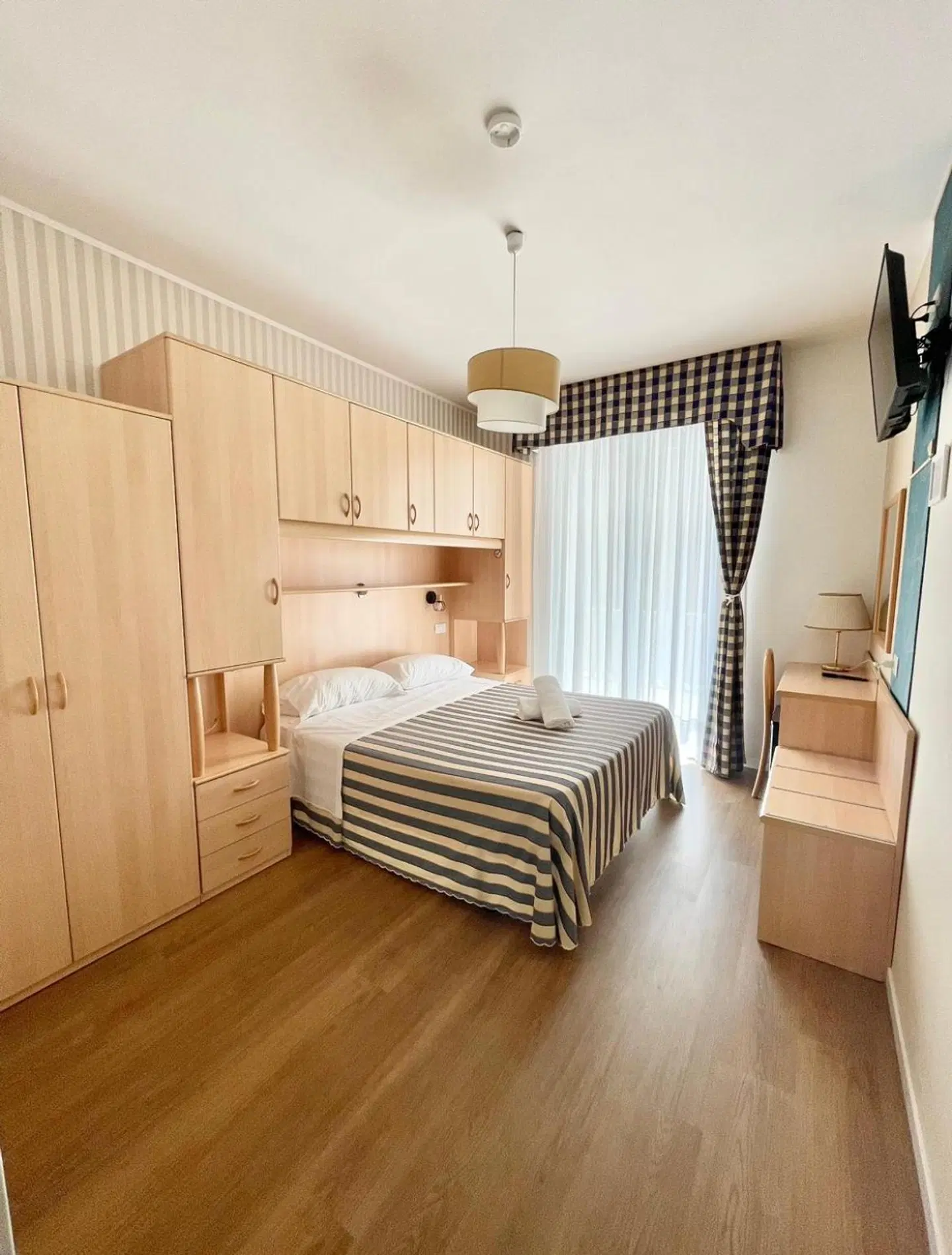 Riviera ROOM_EXAMPLE