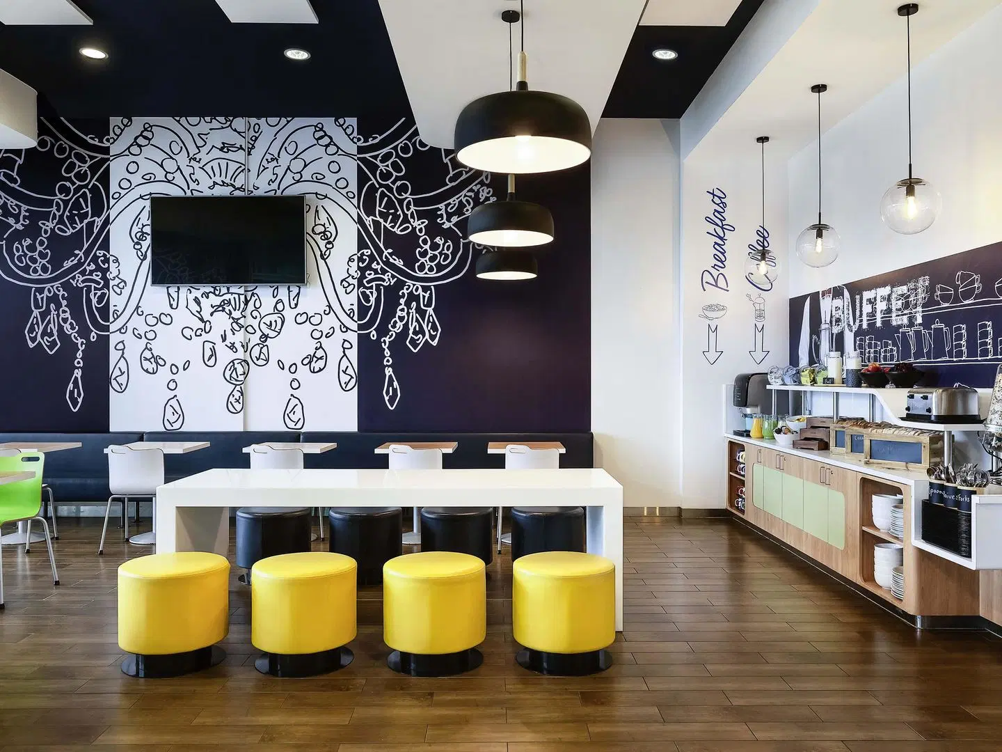 ibis budget Auckland Airport Bar