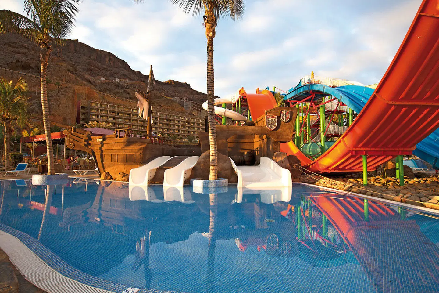 LIVVO Valle Taurito OUTDOOR_POOL