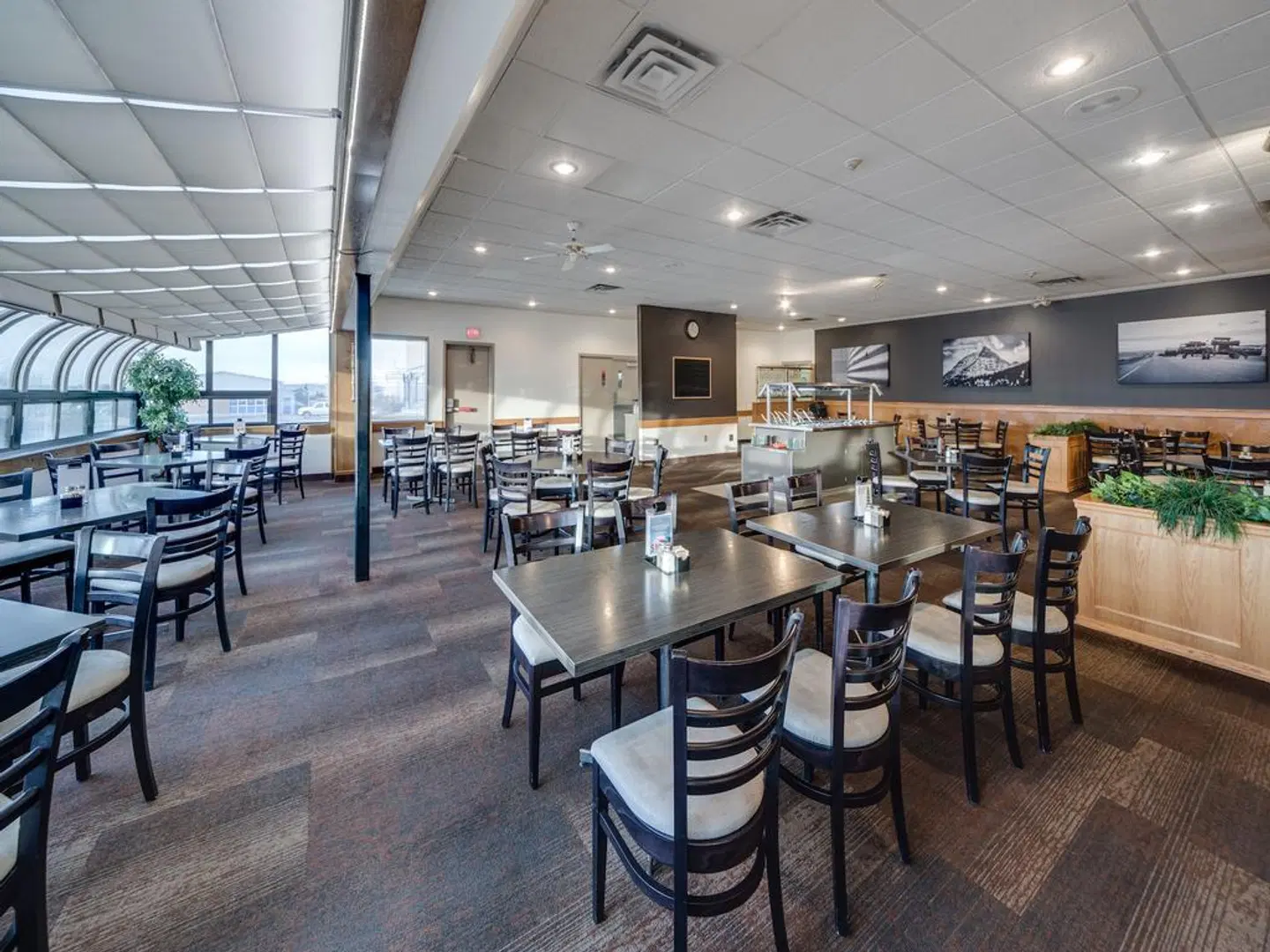 Heritage Inn Hotel & Convention Centre - Pincher Creek Restaurant