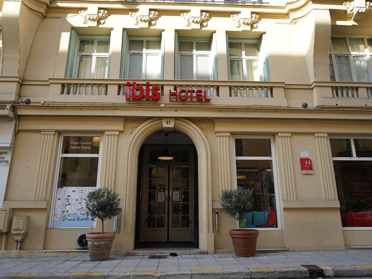 ibis Nice Centre Notre-Dame EXTERIOR