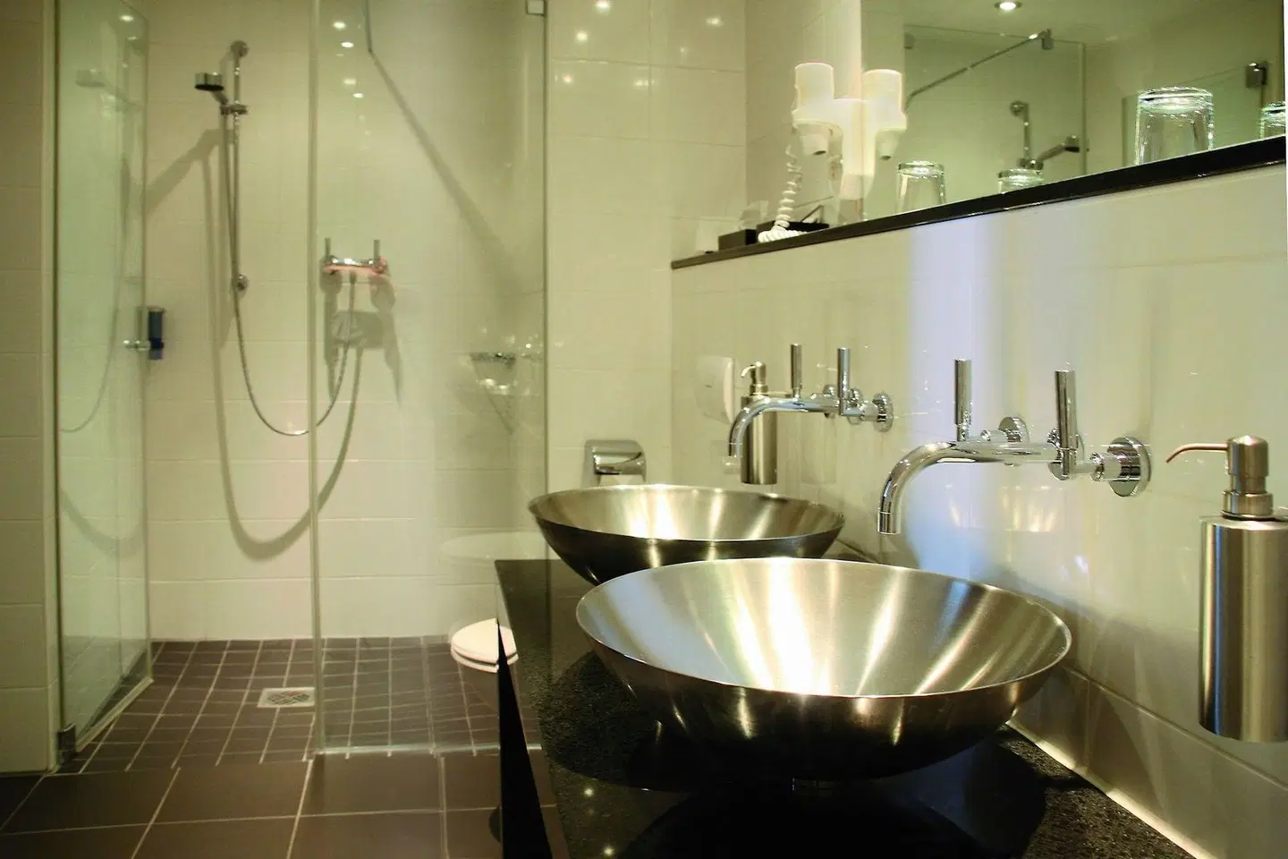 Schiller 5 Badezimmer