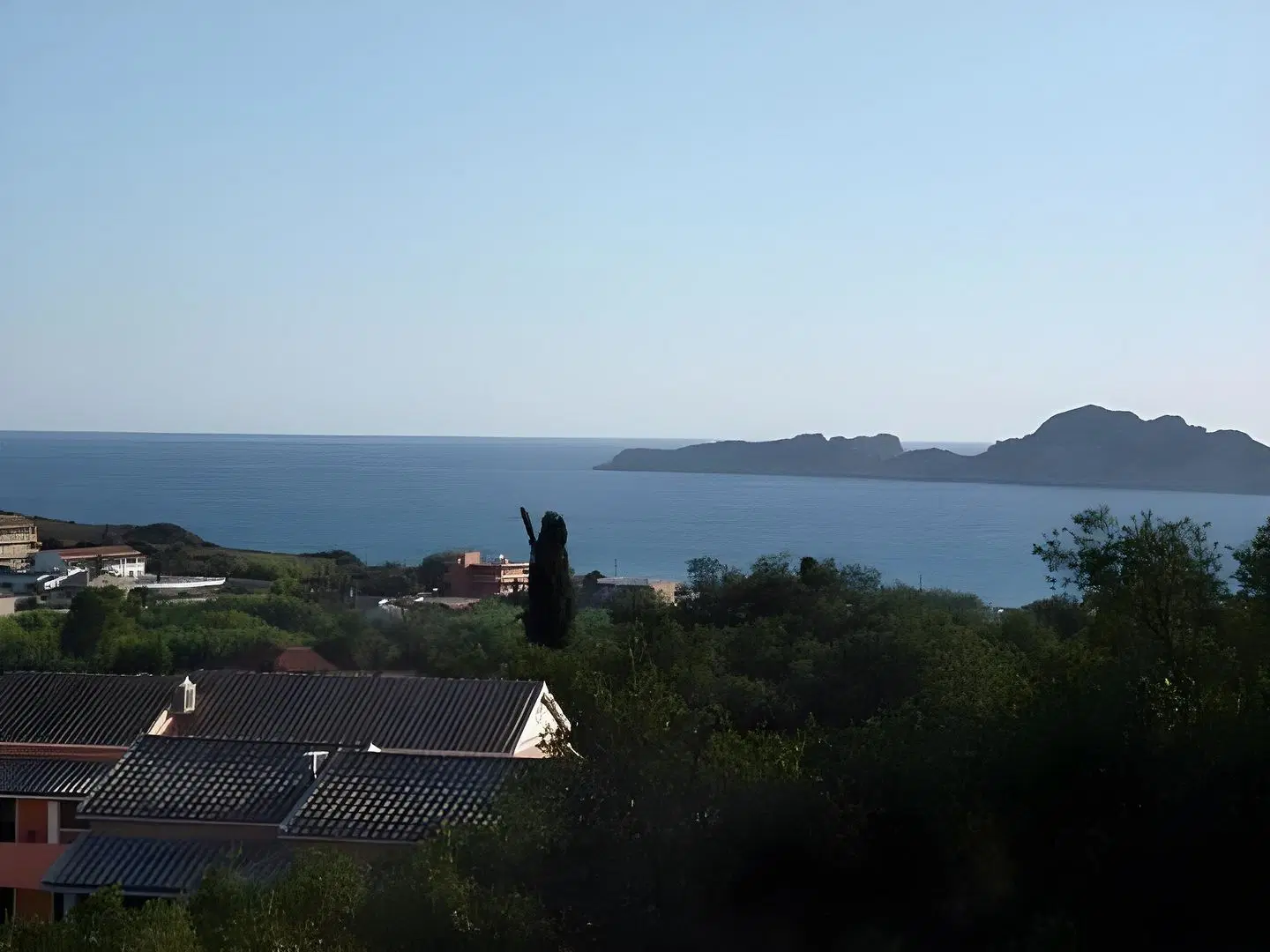 Villa Helen LANDSCAPE
