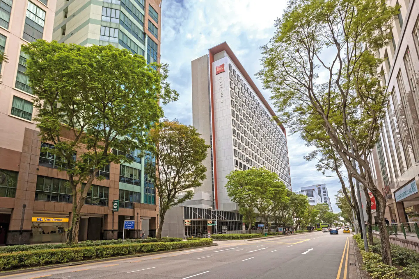 Ibis Singapore on Bencoolen EXTERIOR