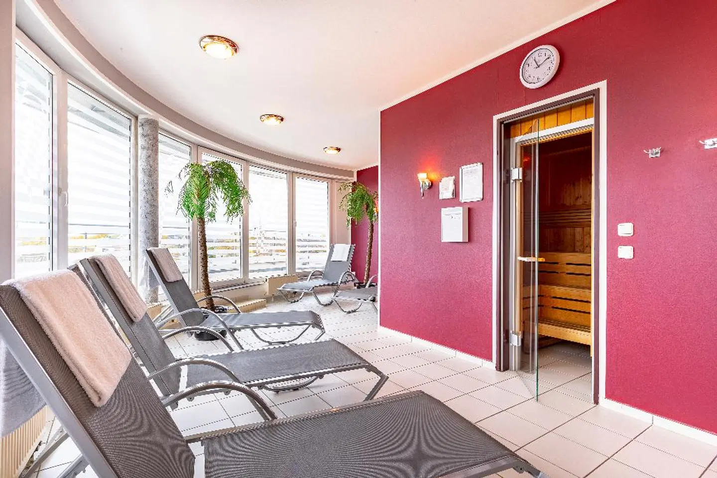 PLAZA Premium Köln HEALTH_BEAUTY
