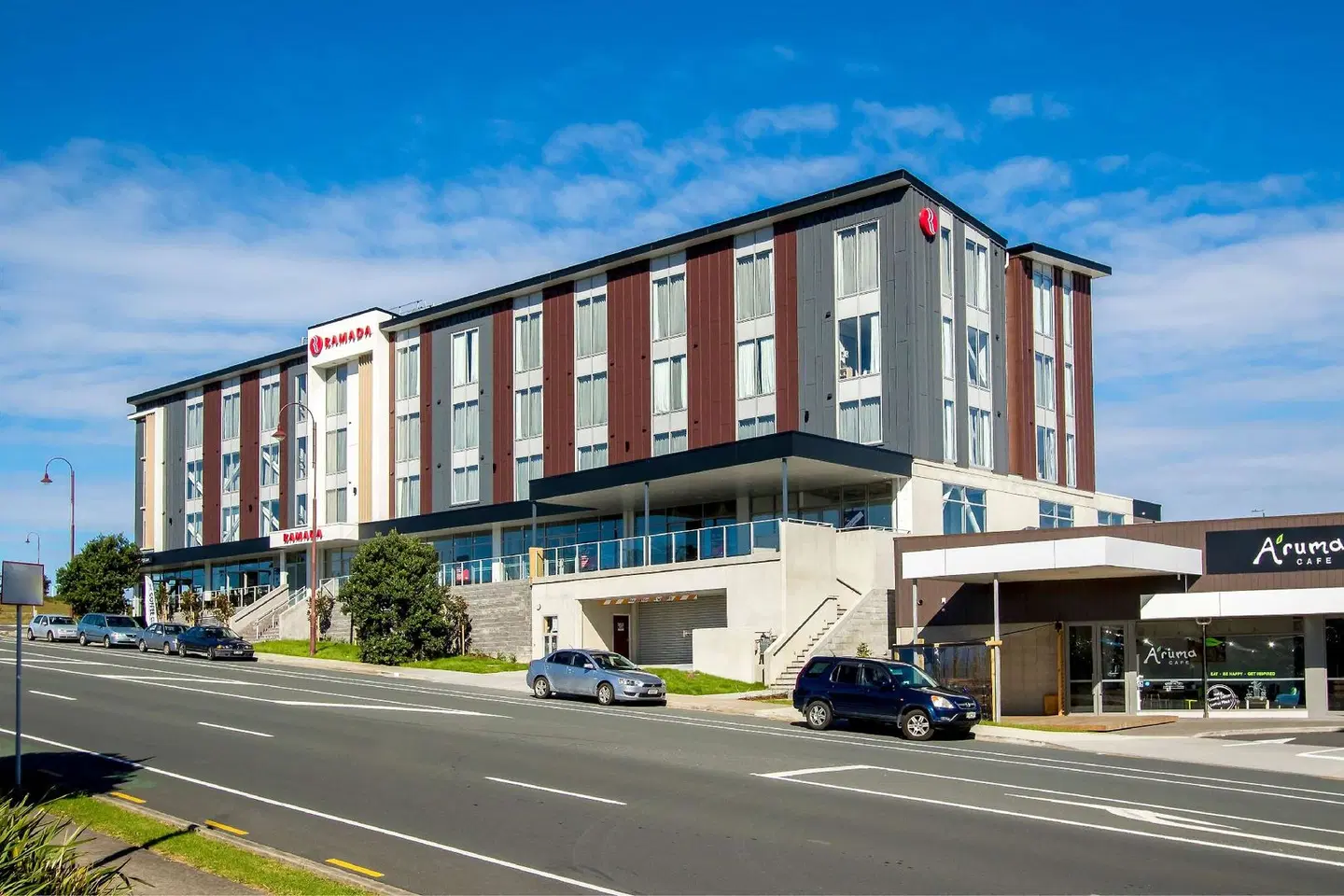 RAMADA SUITES ALBANY EXTERIOR