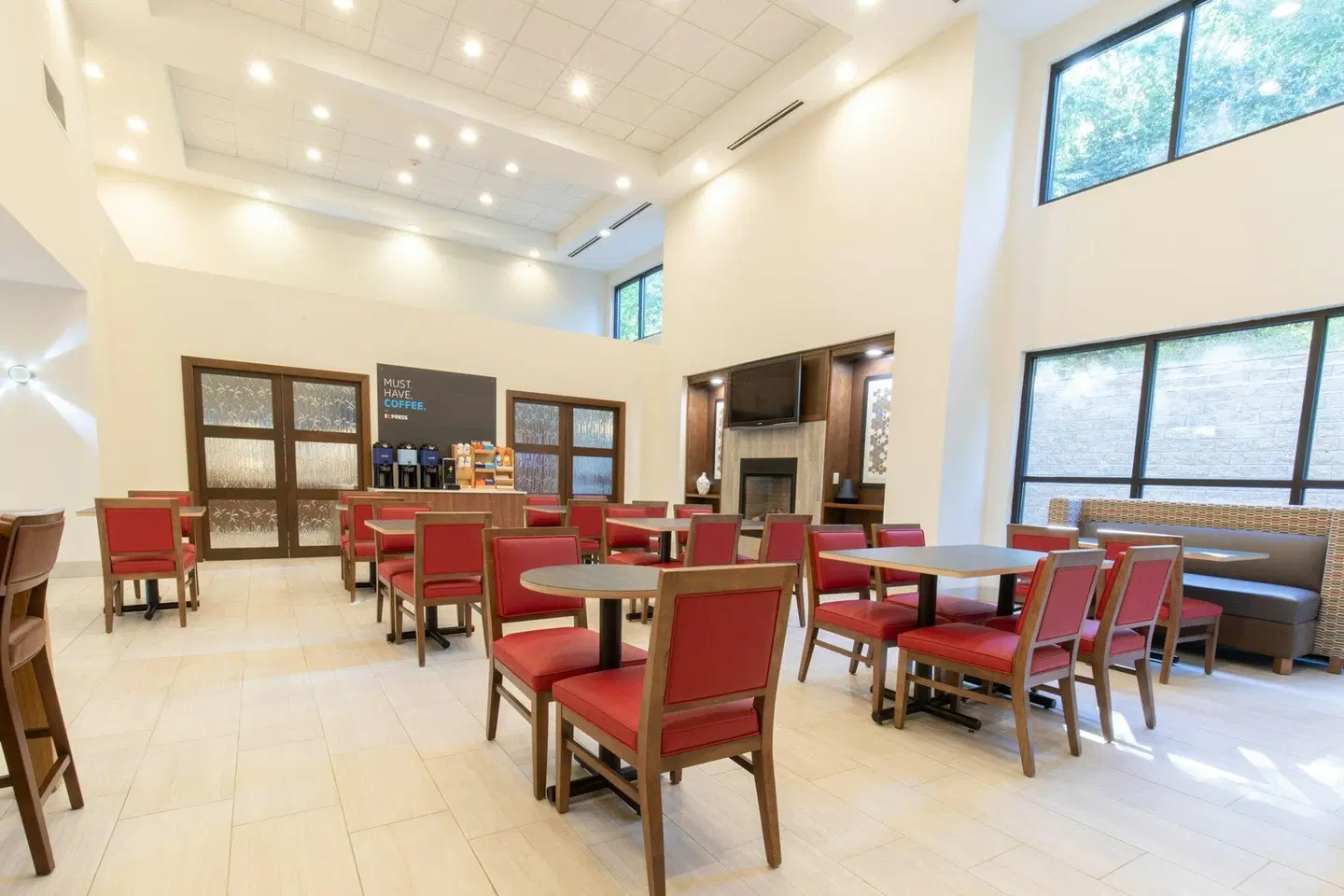 Holiday Inn Express Johnson City by IHG LOUNGE_LOBBY
