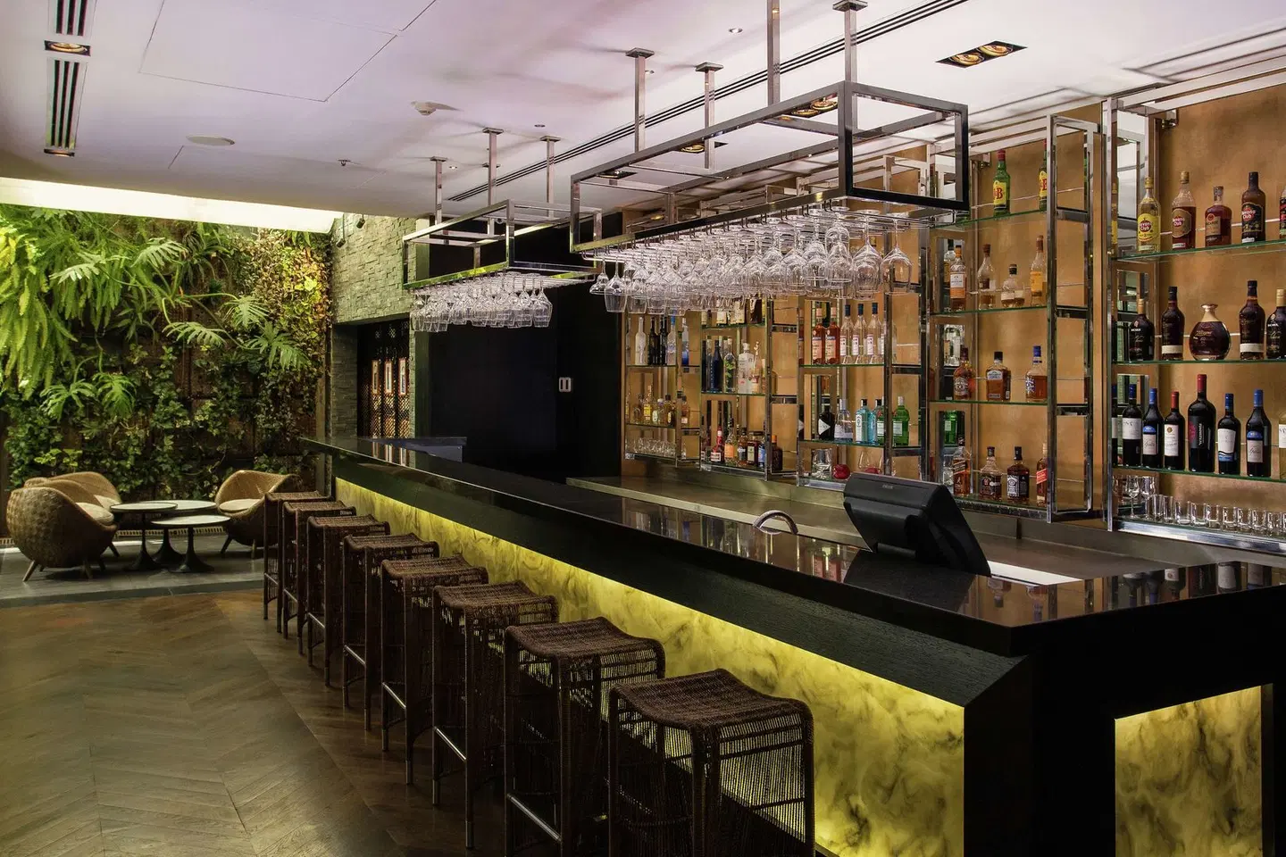 DoubleTree by Hilton Santiago- Vitacura Bar
