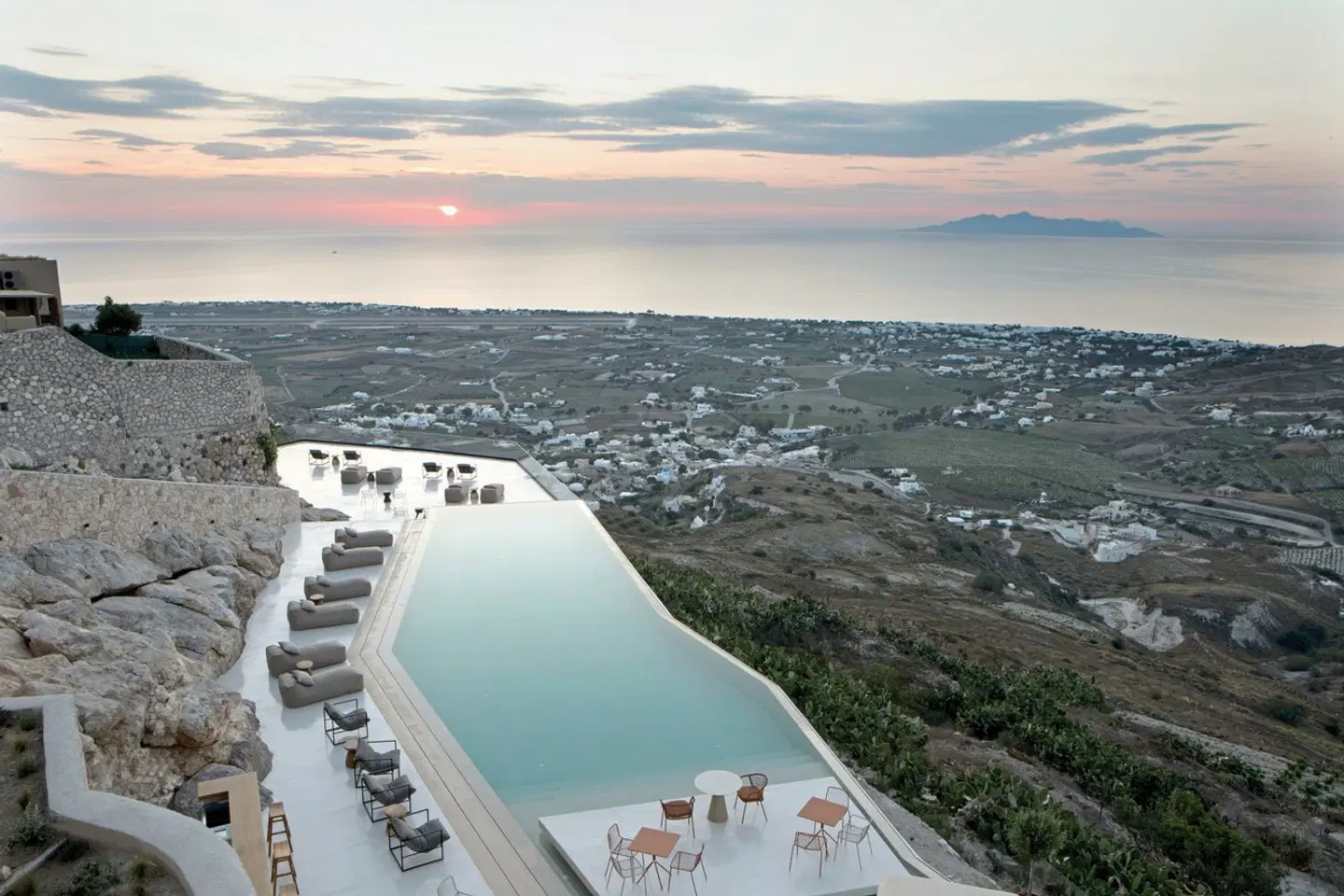 Elessa Hotel BEACH