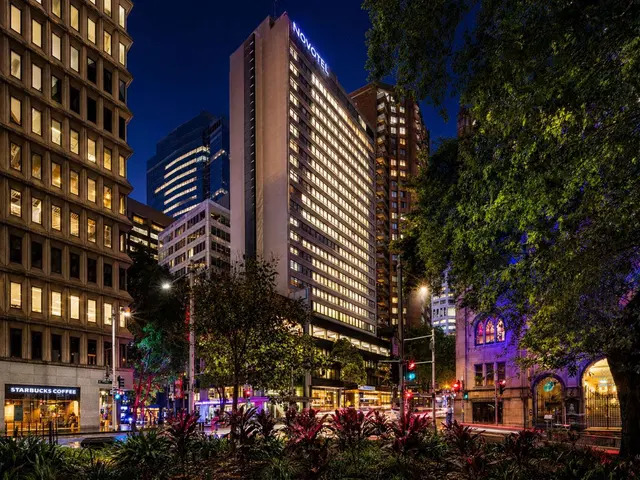 Novotel Sydney City Centre EXTERIOR
