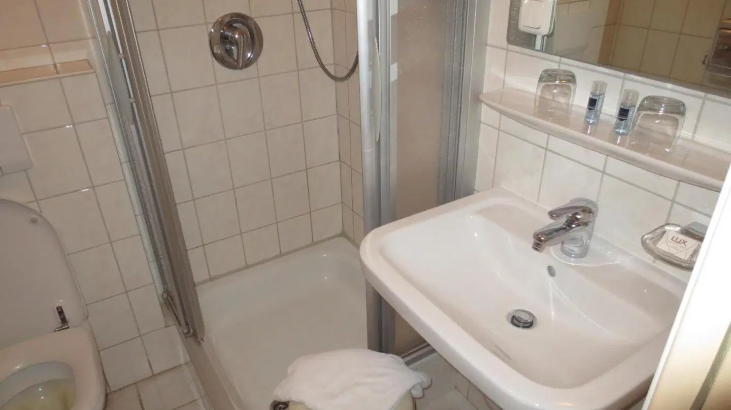 Gasthof zur Sonne Badezimmer