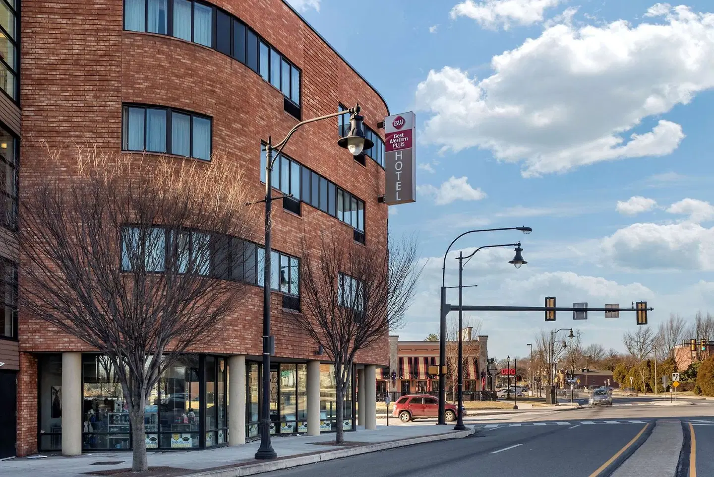 Best Western Plus Philadelphia Airport South - at Widener University EXTERIOR