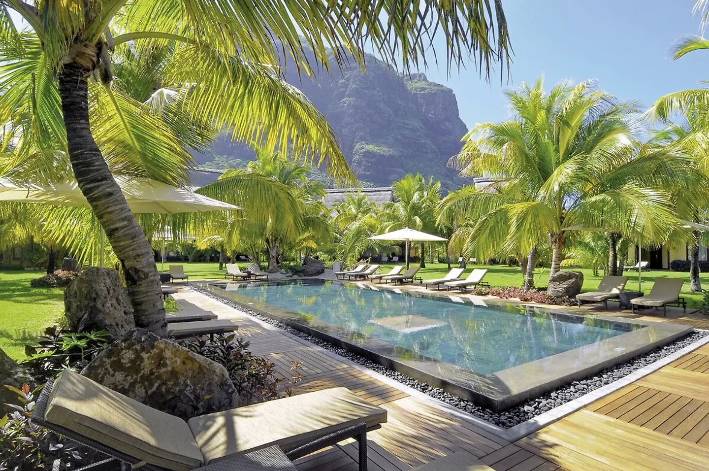 Dinarobin Beachcomber Golf Resort & Spa OUTDOOR_POOL