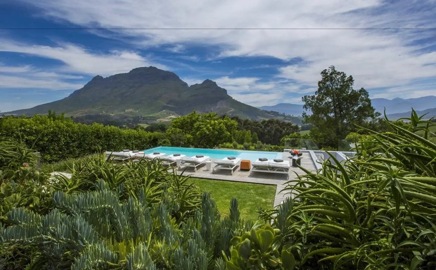 Clouds Estate EXTERIOR