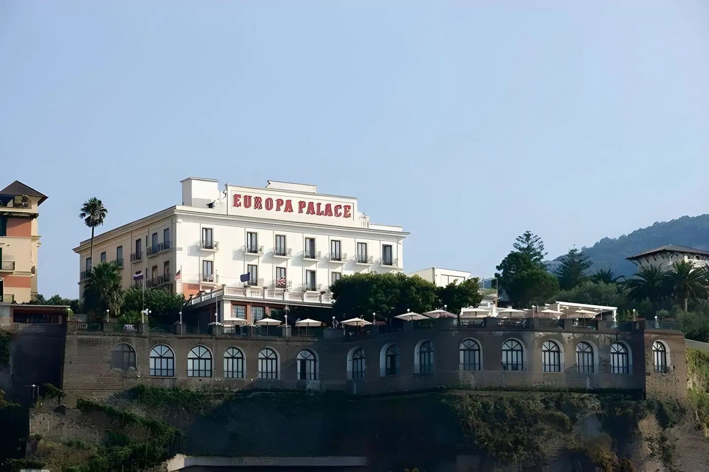 Grand Hotel Europa Palace EXTERIOR