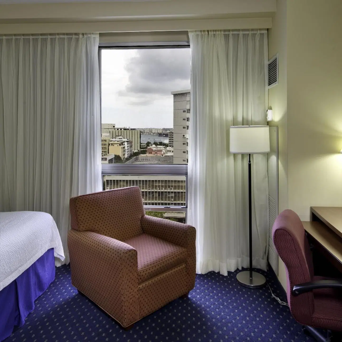 Courtyard by Marriott San Juan Miramar ROOM_EXAMPLE