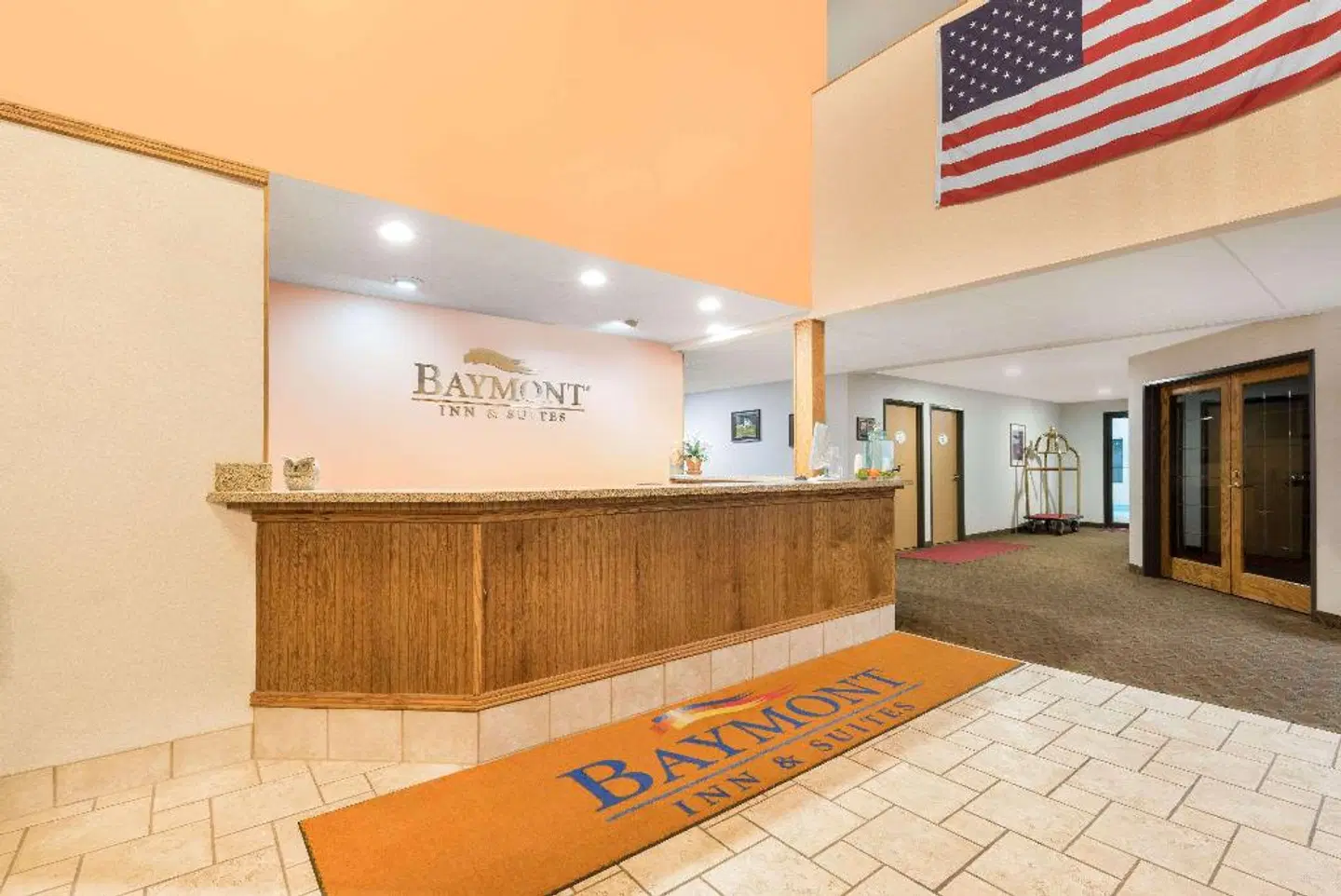 Baymont by Wyndham Hot Springs LOUNGE_LOBBY