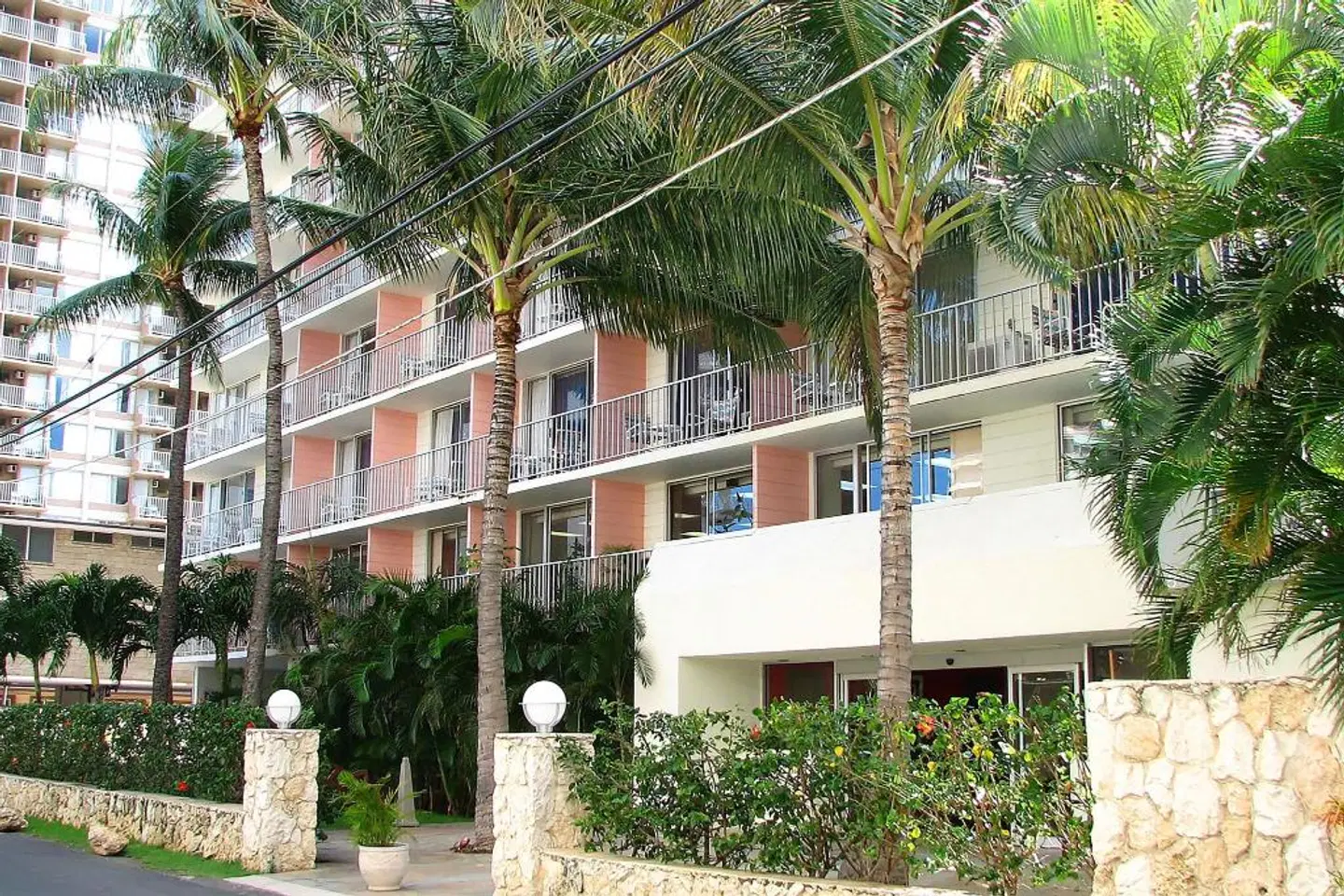 Ewa Hotel Waikiki EXTERIOR