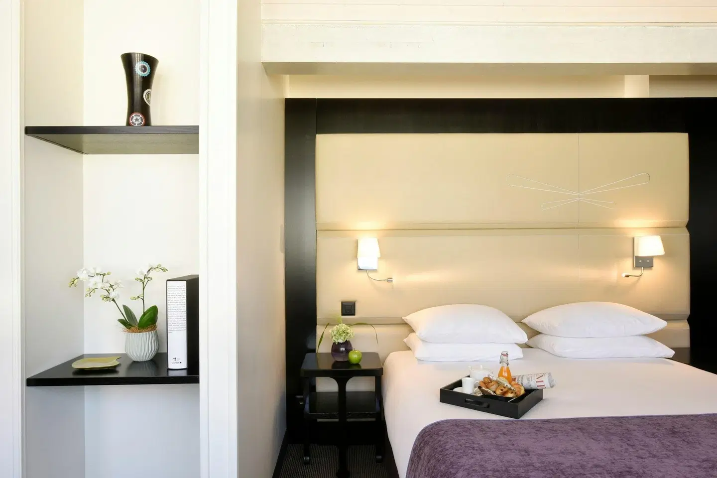 Tiffany ROOM_EXAMPLE