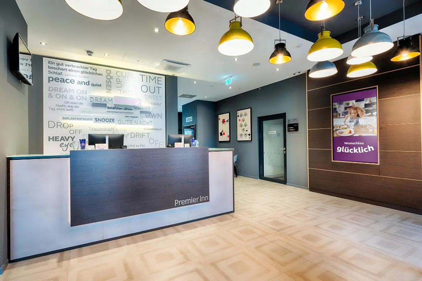 Premier Inn Wiesbaden City Centre LOUNGE_LOBBY