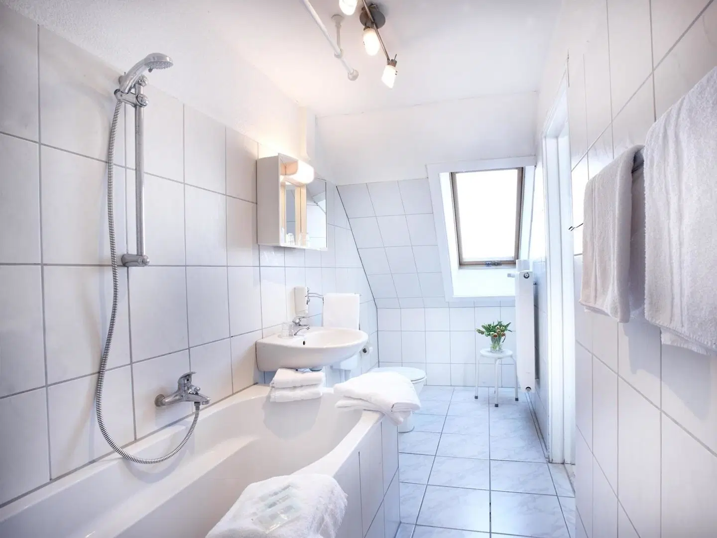 Hotel Liegeplatz 13 Kiel by Premiere Classe Badezimmer