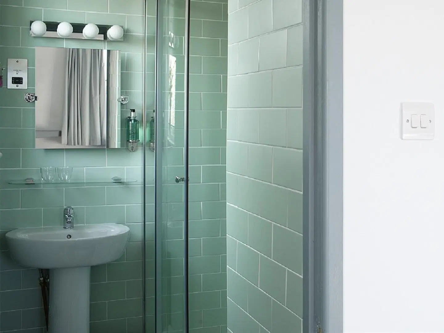 The Lerryn Badezimmer