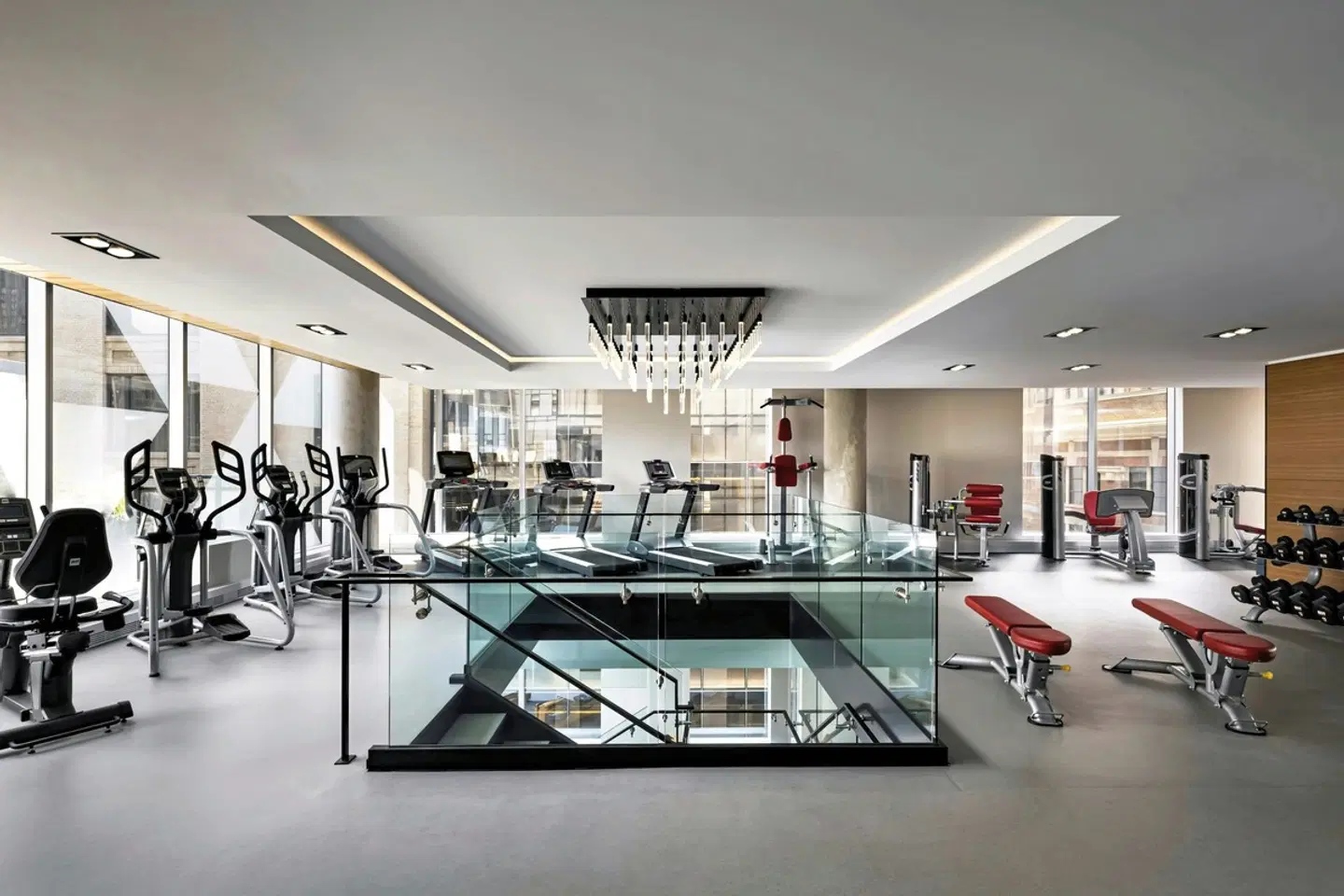 Humaniti Hotel Montreal Autograph Collection SPORTS_AND_LEISURE