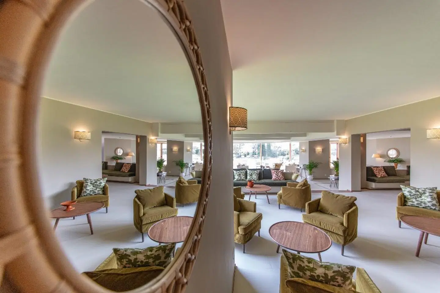 Is Molas Resort LOUNGE_LOBBY
