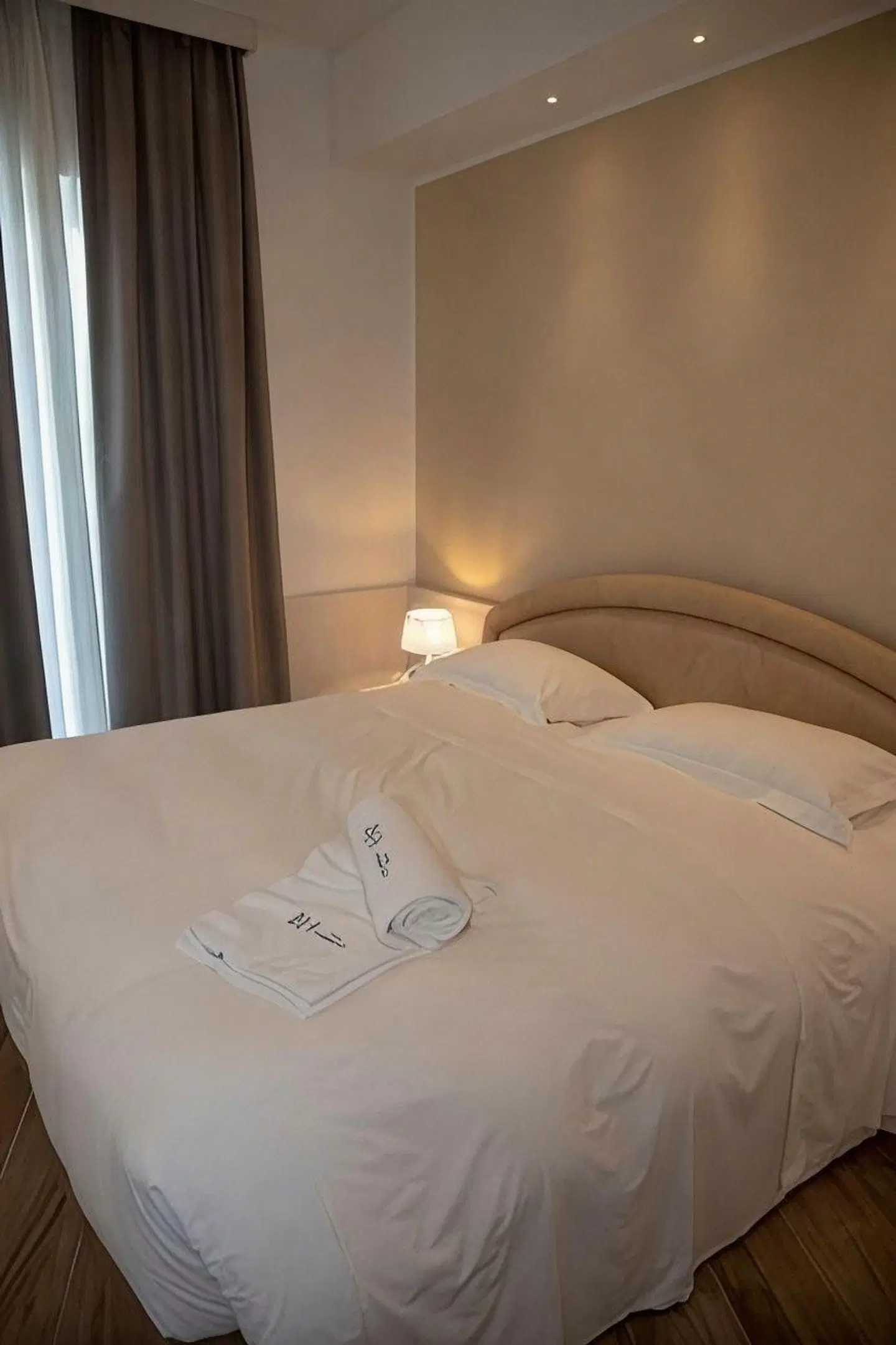 Adriatico ROOM_EXAMPLE