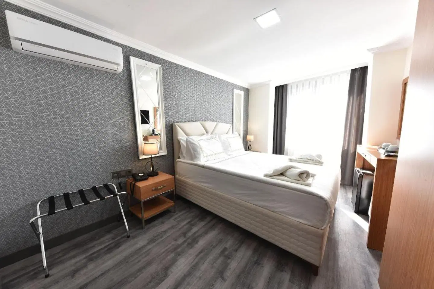 Almina inn Hotel ROOM_EXAMPLE
