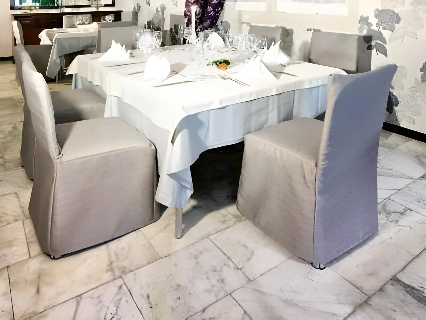 Boban Luxury Suites Restaurant
