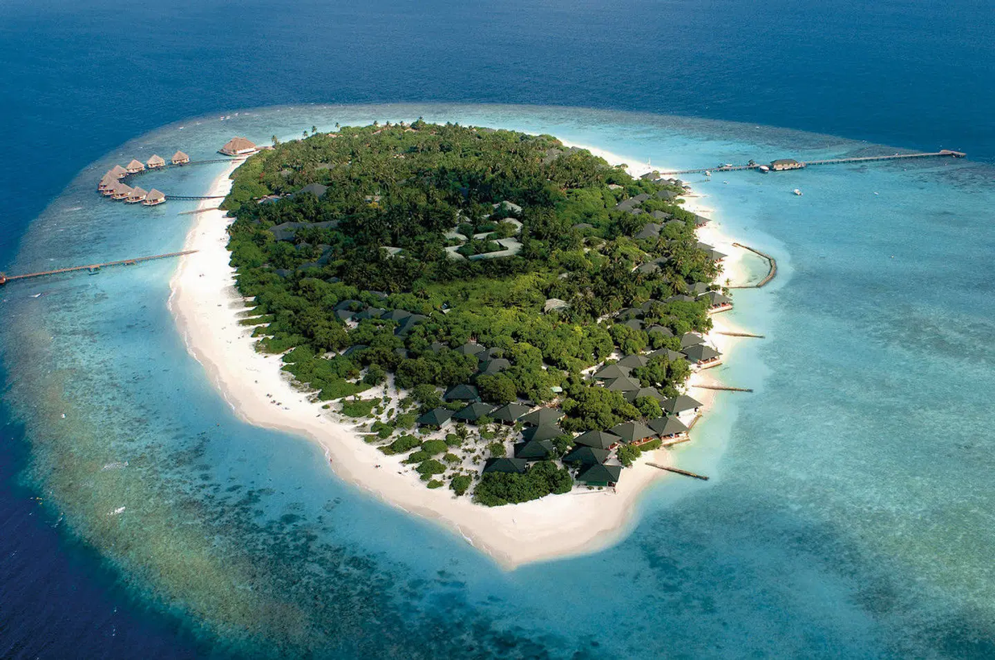ADAARAN Prestige Water Villas LANDSCAPE