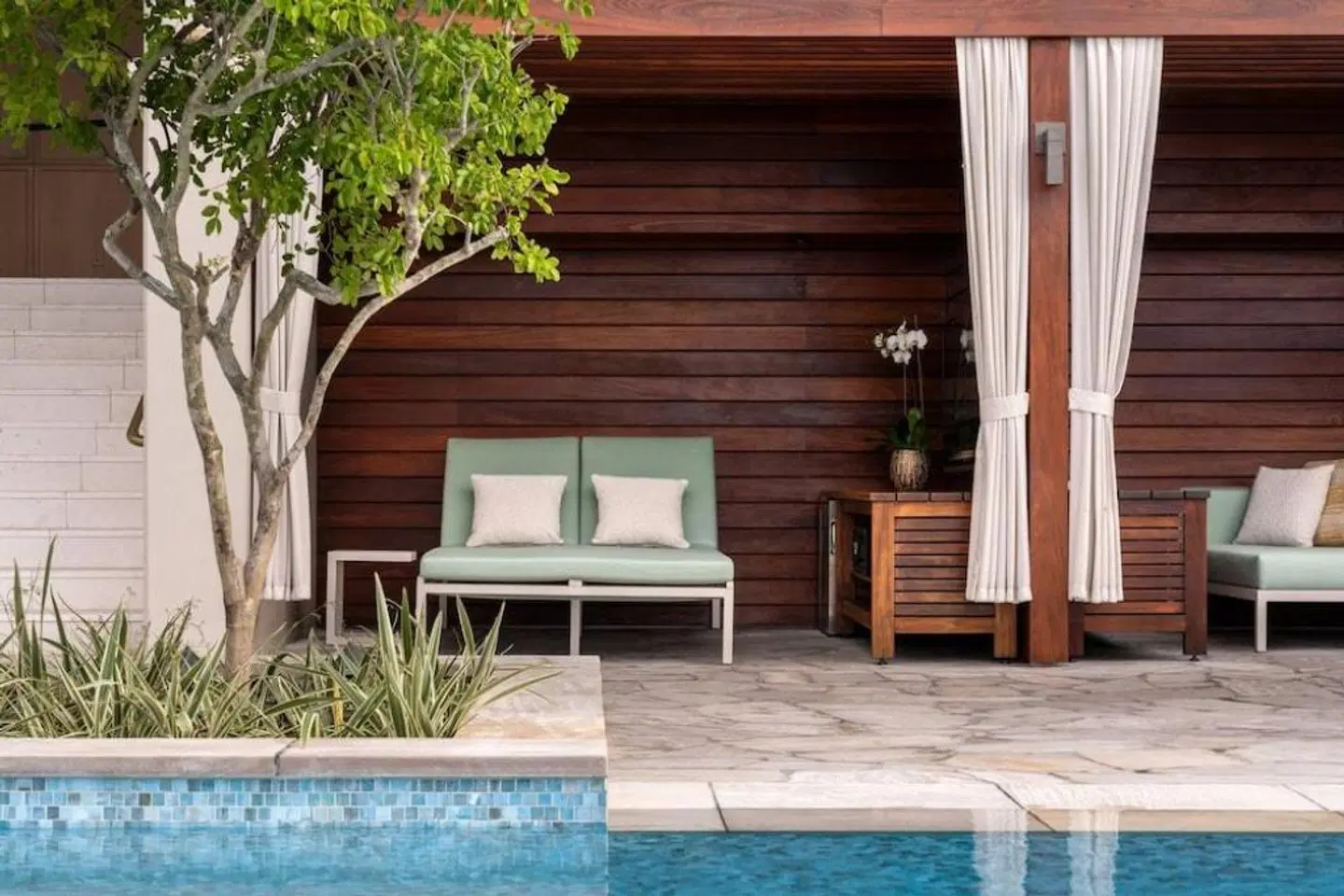 The Ritz-Carlton Residences, Waikiki Beach EXTERIOR