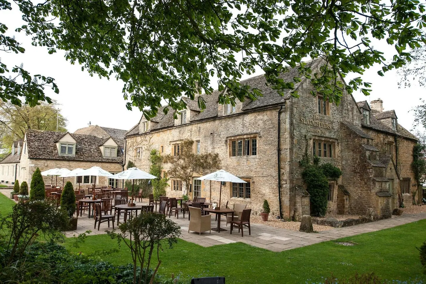 The Slaughters Country Inn EXTERIOR