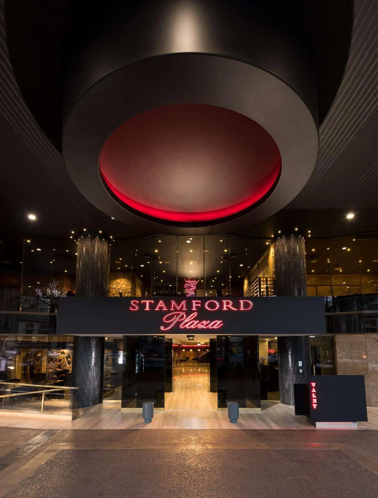 Stamford Plaza Adelaide Bar